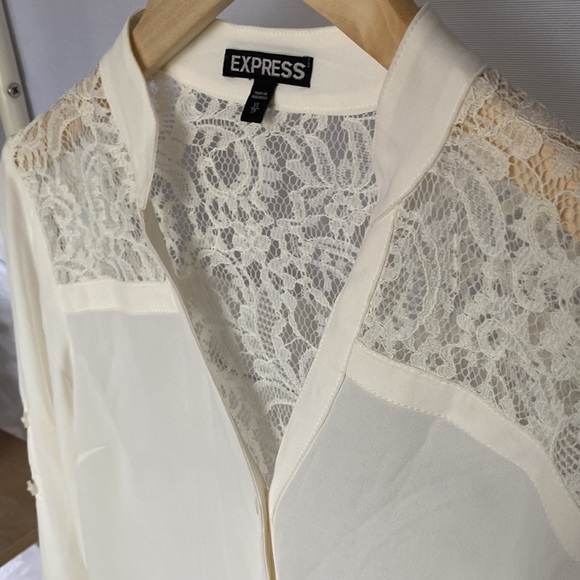 Express Blouse - Picture 3 of 5